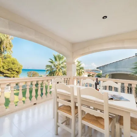 With Direct Access To The In Alcudia (Mallorca)