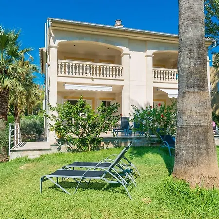 With Direct Access To The In Apartment